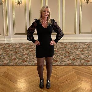 Meet your Posher, Lori